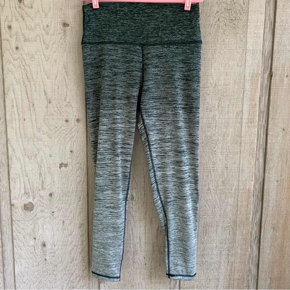High-Waisted “Chill Play Move” Space Dyed Ombre Leggings | Aerie | Size Large - Picture 1 of 6
